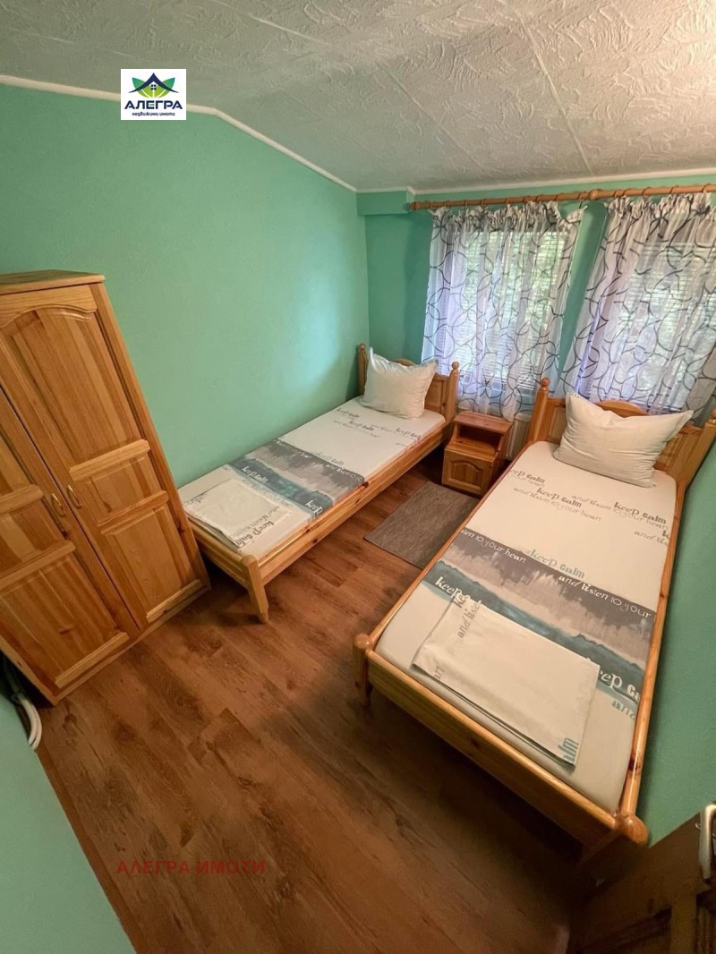 Продава ВИЛА, м-т Цигов чарк, област Пазарджик, снимка 9 - Вили - 53431654