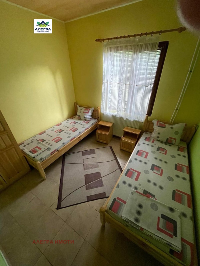 Продава ВИЛА, м-т Цигов чарк, област Пазарджик, снимка 12 - Вили - 53431654