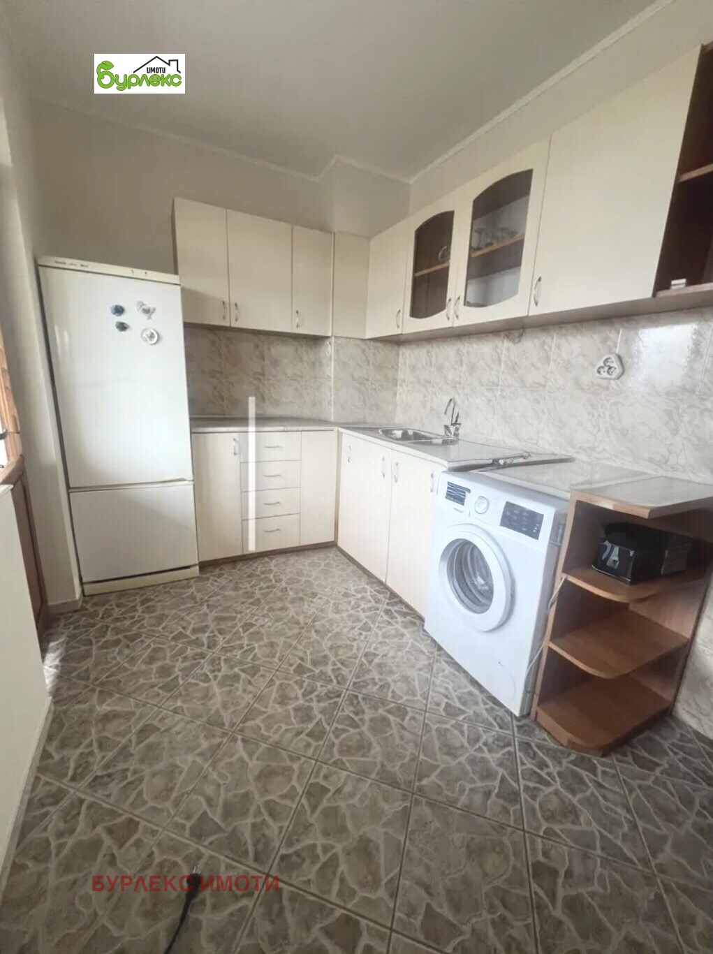 Продава 3-СТАЕН, гр. Варна, Цветен квартал, снимка 10 - Апартаменти - 55717147