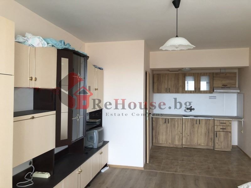 Продается  1 спальня Варна , Бриз , 94 кв.м | 84617807