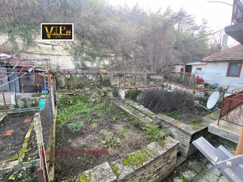 Продава МНОГОСТАЕН, гр. Балчик, област Добрич, снимка 4 - Апартаменти - 52839296