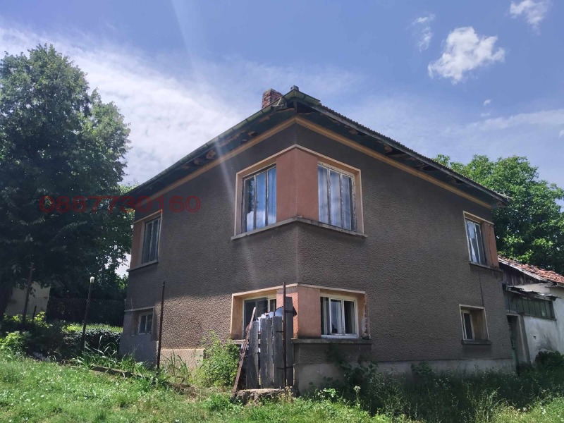 Продава КЪЩА, с. Септемврийци, област Монтана