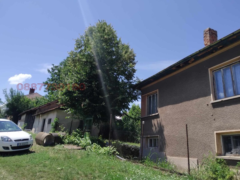 Продава КЪЩА, с. Септемврийци, област Монтана, снимка 2 - Къщи - 52781751