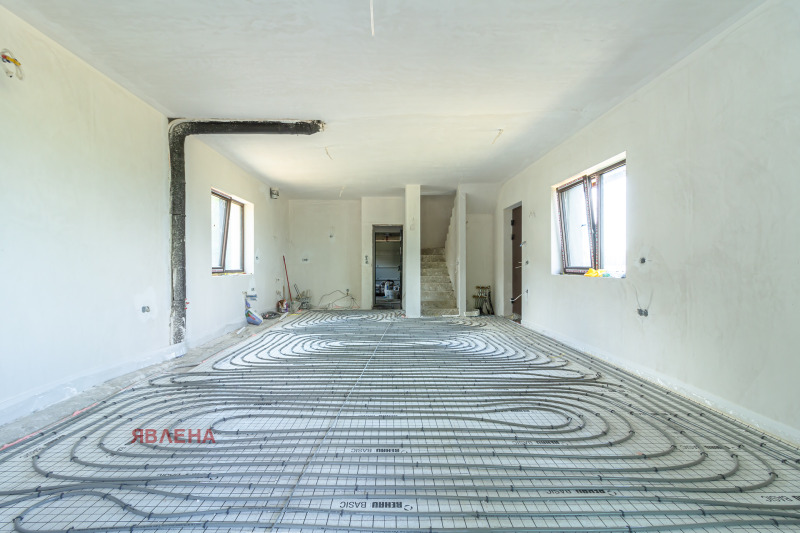 Te koop  Huis Sofia , Lozen , 194 m² | 22209355 - afbeelding [6]