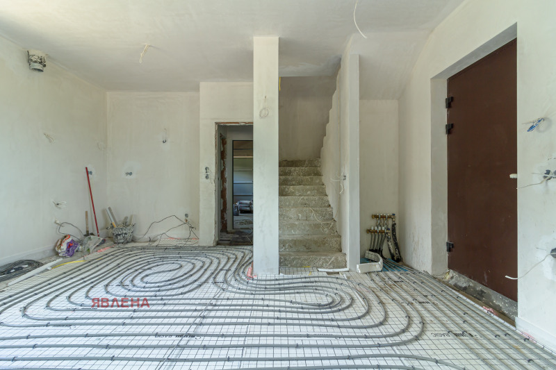 Te koop  Huis Sofia , Lozen , 194 m² | 22209355 - afbeelding [8]