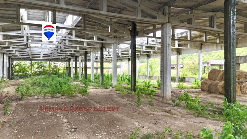 À vendre  Bâtiment industriel région Razgrad , Yuper , 7622 m² | 67098448 - image [12]
