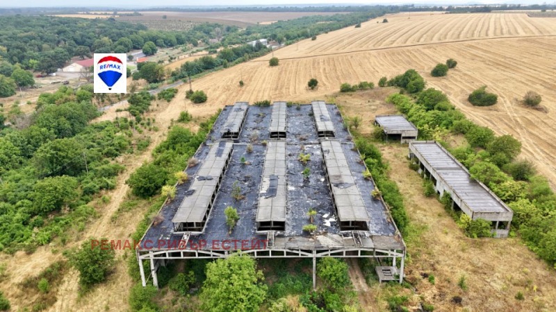 À vendre  Bâtiment industriel région Razgrad , Yuper , 7622 m² | 67098448 - image [3]