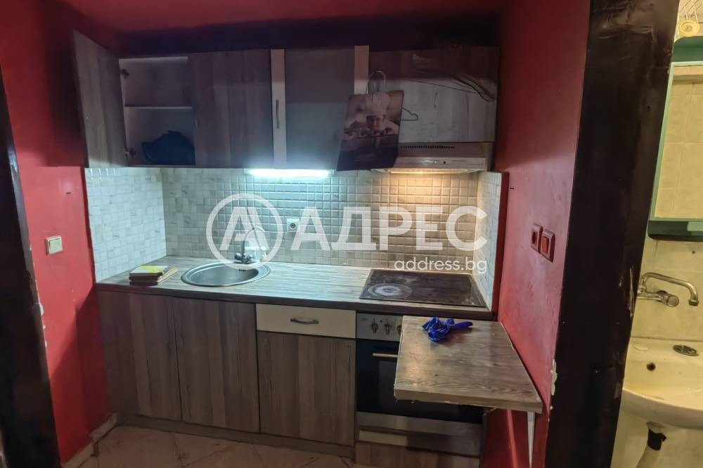 Продава 1-СТАЕН, гр. София, Център