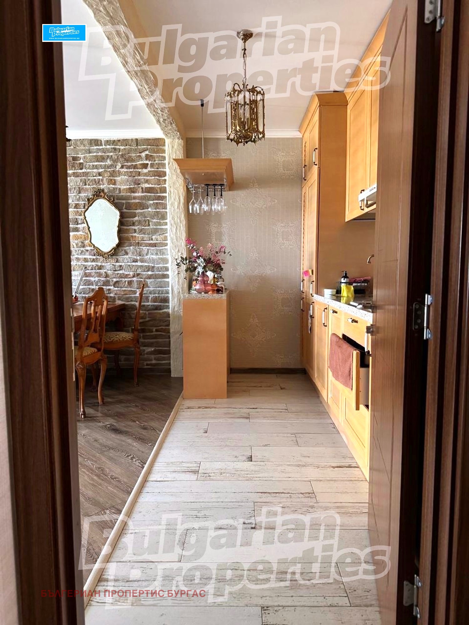 Продава 3-СТАЕН, гр. Бургас, Зорница, снимка 7 - Апартаменти - 54353186