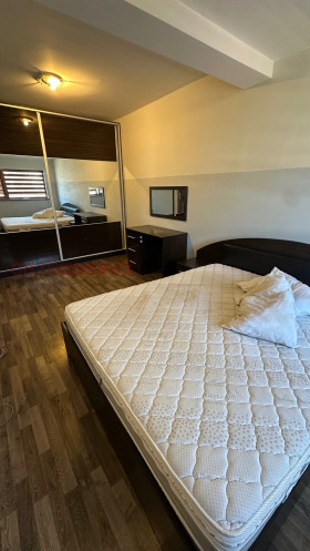 2 Schlafzimmer Wazraschdane 1, Warna