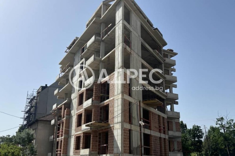 Na prodej  2 ložnice Sofia , Suchata reka , 109 m2 | 76516375