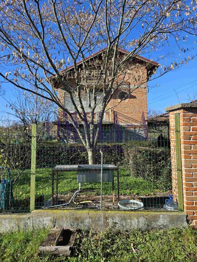 Продава КЪЩА, с. Кръстевич, област Пловдив, снимка 2 - Къщи - 52803014