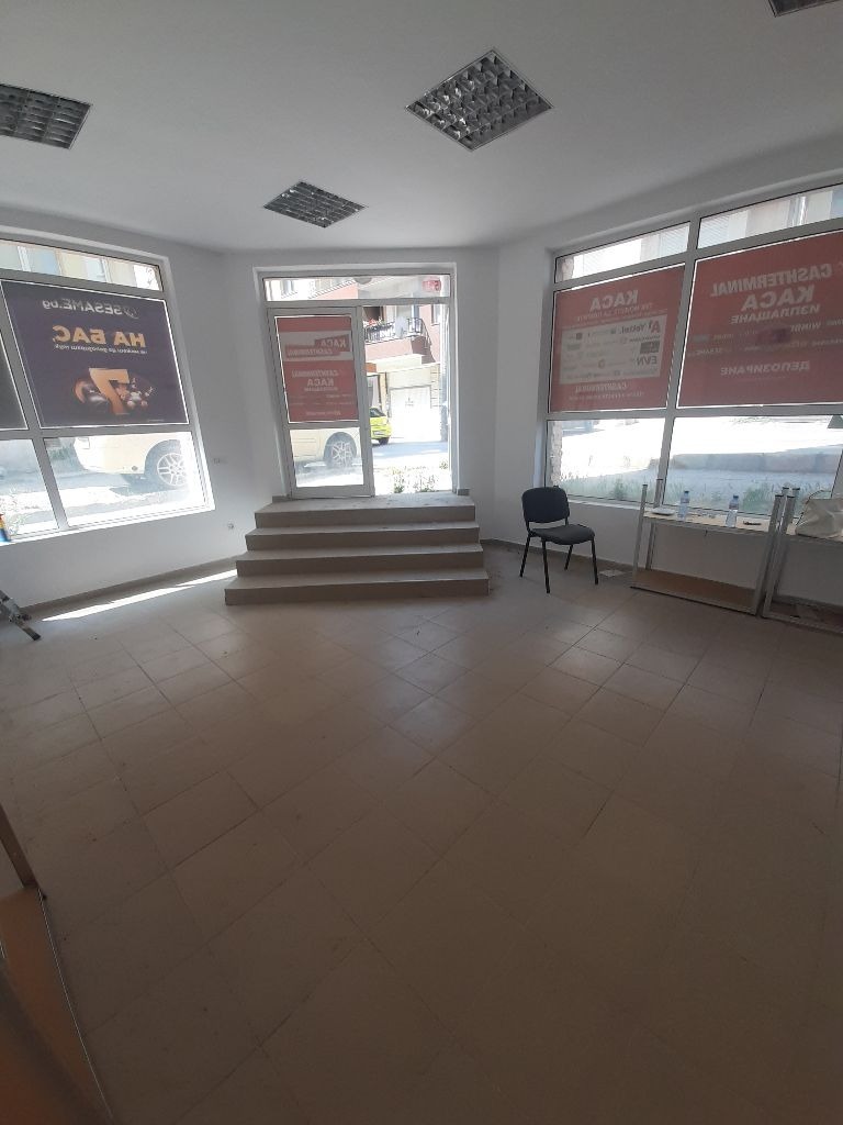 De vânzare  Magazin Varna , Țveten cvartal , 37 mp | 42867366 - imagine [4]