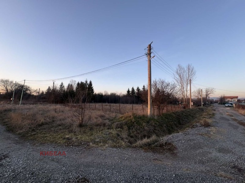 Продава ПАРЦЕЛ, с. Бобораци, област Перник