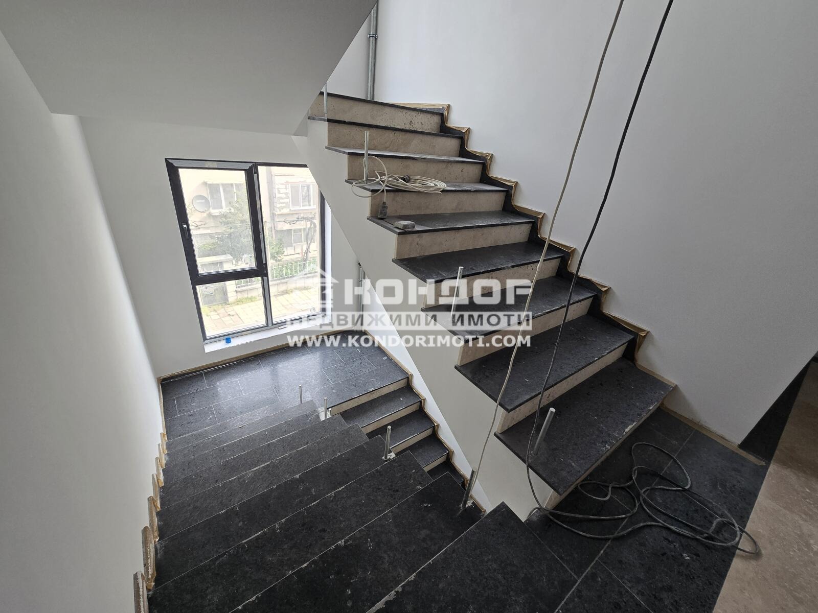 Продава 3-СТАЕН, гр. Пловдив, Кючук Париж, снимка 7 - Апартаменти - 43393651