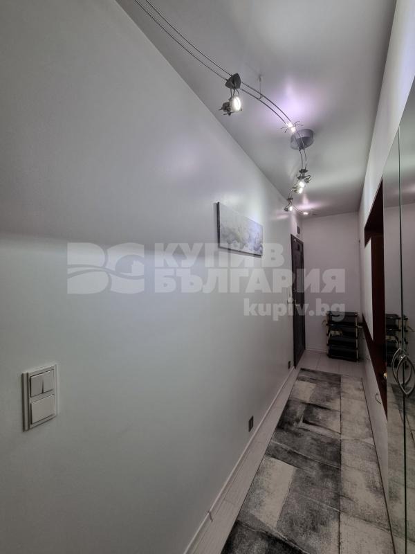 Продава 2-СТАЕН, гр. Варна, Колхозен пазар, снимка 6 - Aпартаменти - 48210961