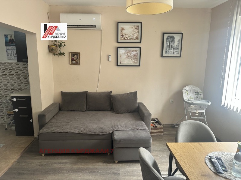 En venta  2 dormitorios Kardzhali , Studen kladenets , 86 metros cuadrados | 17641348 - imagen [11]
