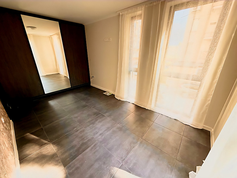 Продава  3-стаен град София , Надежда 2 , 107 кв.м | 45348578 - изображение [7]