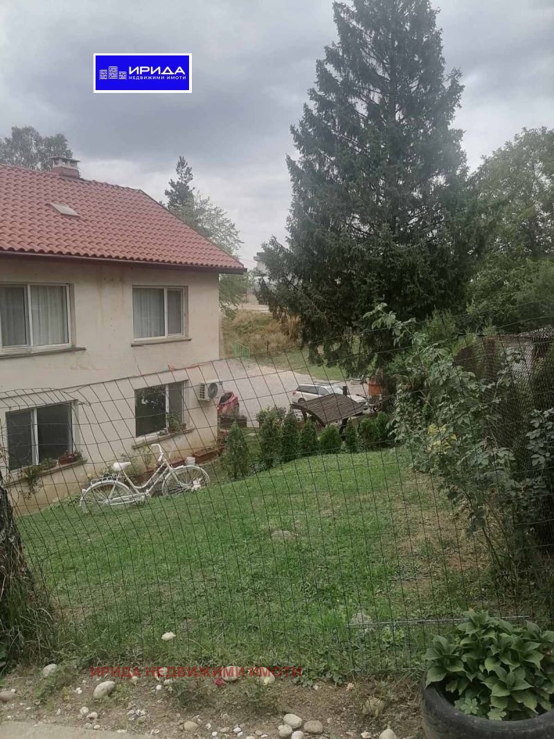 Eladó  Ház Sofia , Bistrica , 210 négyzetméter | 48470199 - kép [2]