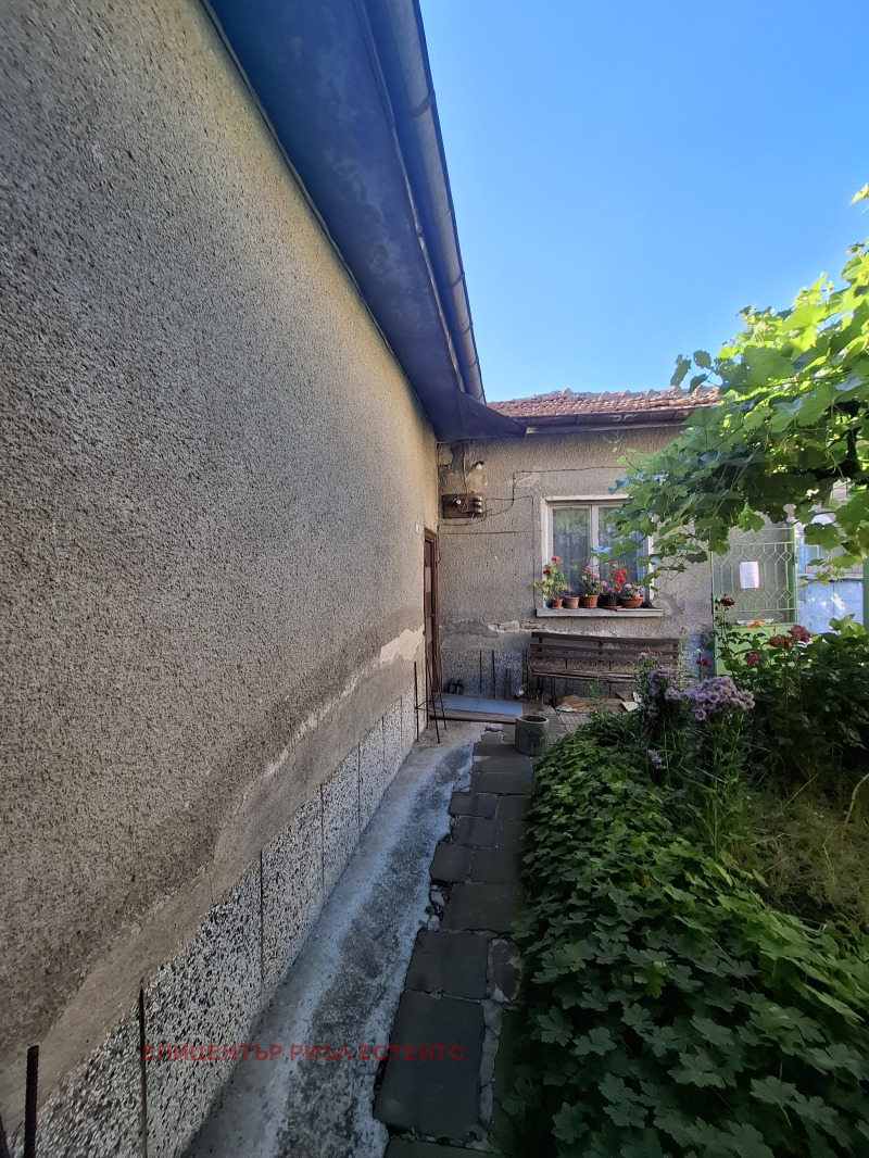 Til salg  Hus Pernik , Ralitsa , 45 kvm | 37930684 - billede [3]