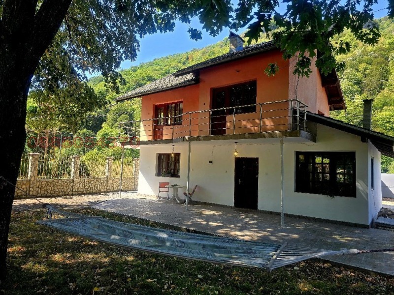 Продава КЪЩА, с. Рибарица, област Ловеч, снимка 6 - Къщи - 52780769