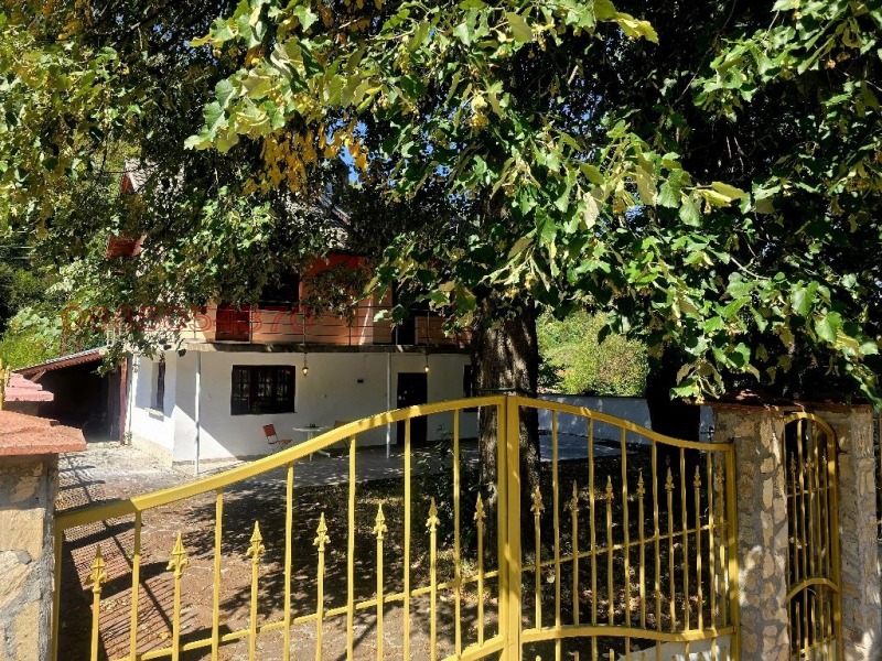 Продава КЪЩА, с. Рибарица, област Ловеч, снимка 5 - Къщи - 52780769