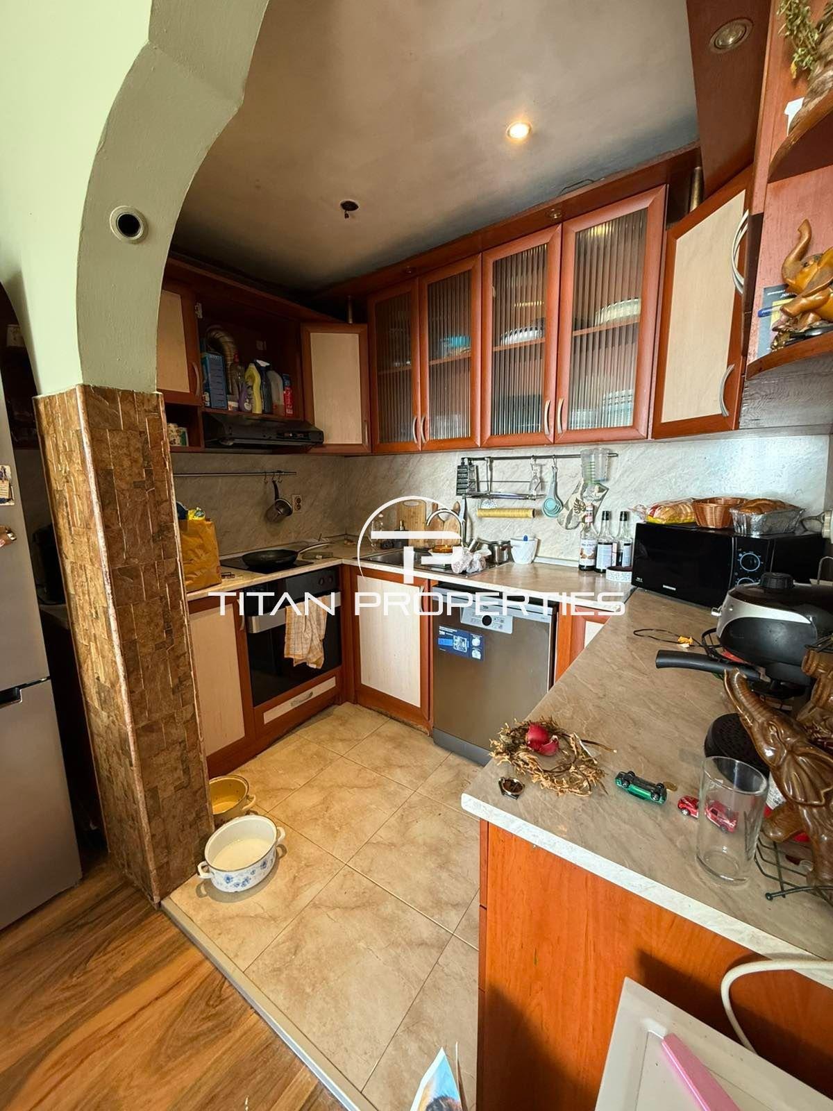 Продава ЕТАЖ ОТ КЪЩА, гр. Бургас, Сарафово, снимка 2 - Етаж от къща - 54331766