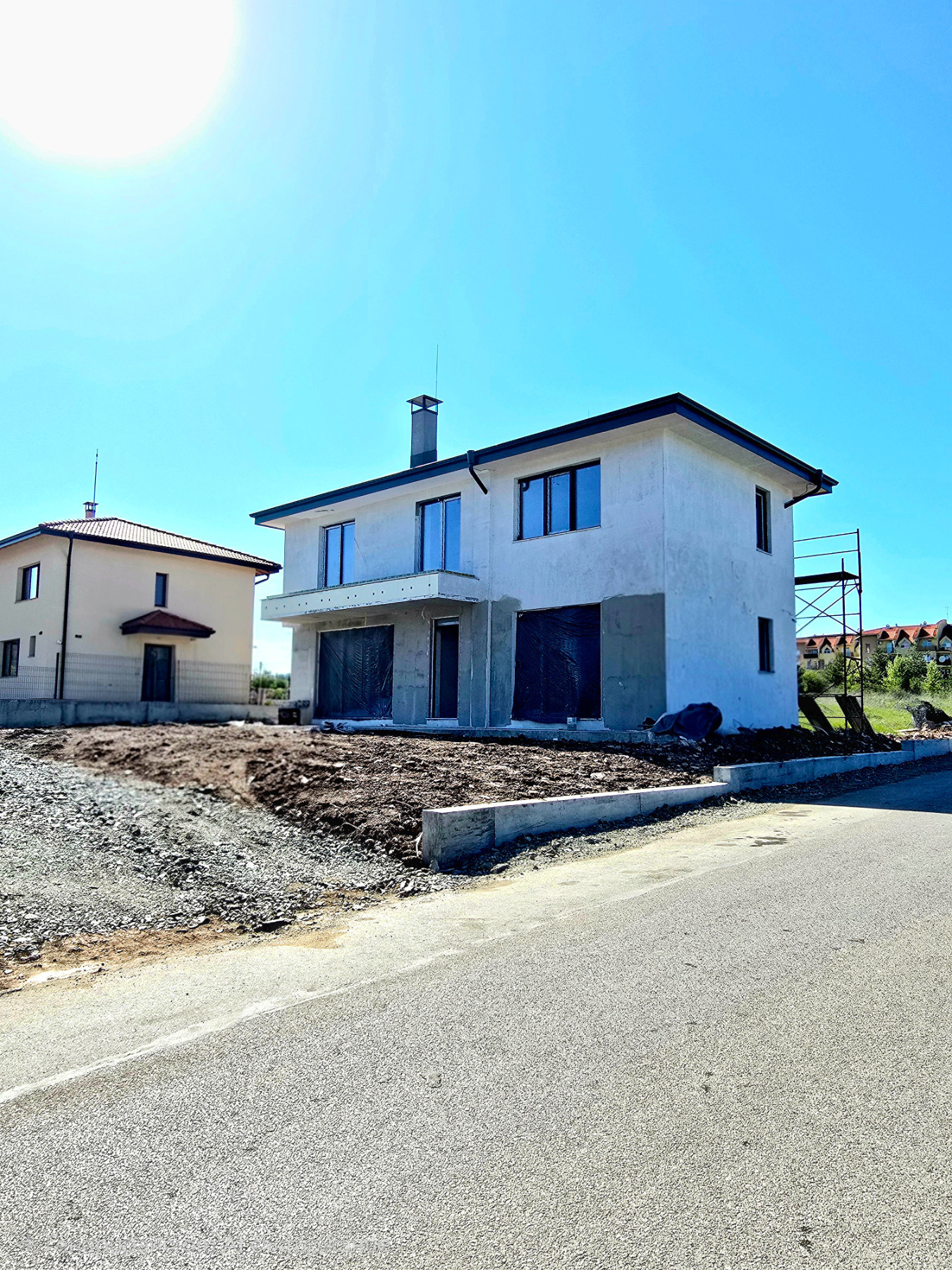 Продава КЪЩА, с. Нови хан, област София област