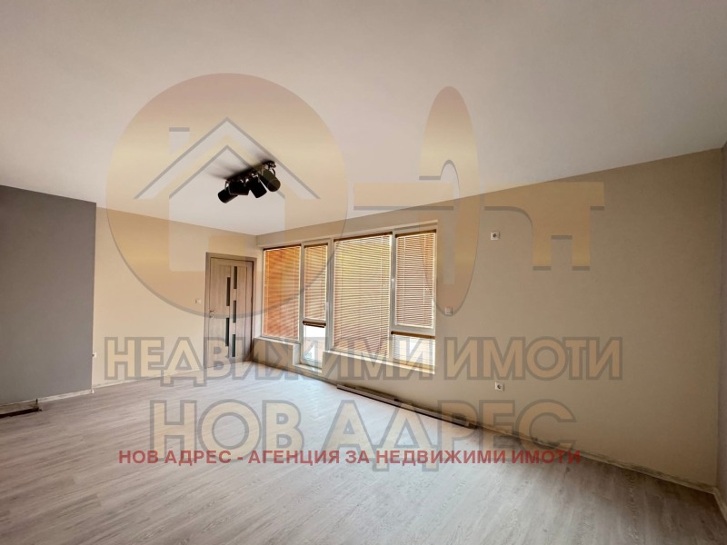 Продава  2-стаен град Търговище , Център , 81 кв.м | 14500320