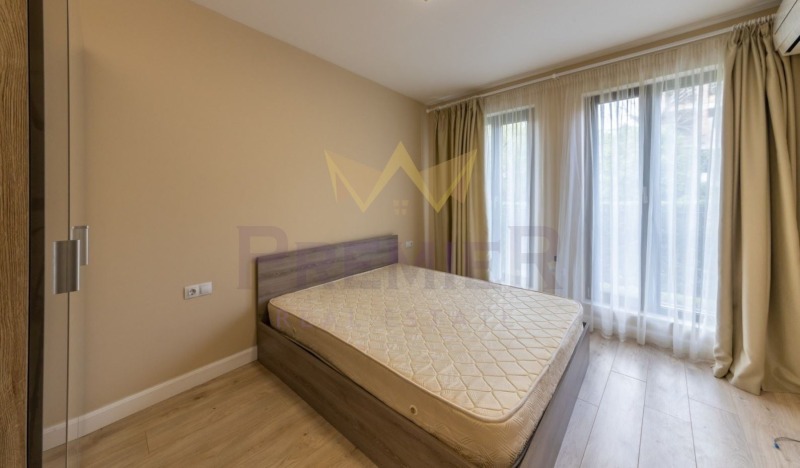 Продава 3-СТАЕН, гр. Варна, Бриз, снимка 3 - Aпартаменти - 49369690