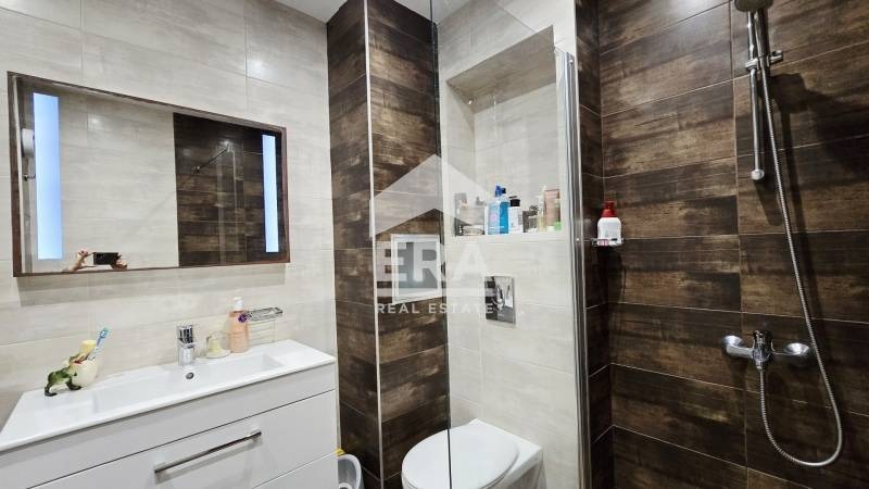 Продава 4-СТАЕН, гр. София, Света Троица, снимка 8 - Апартаменти - 52210791