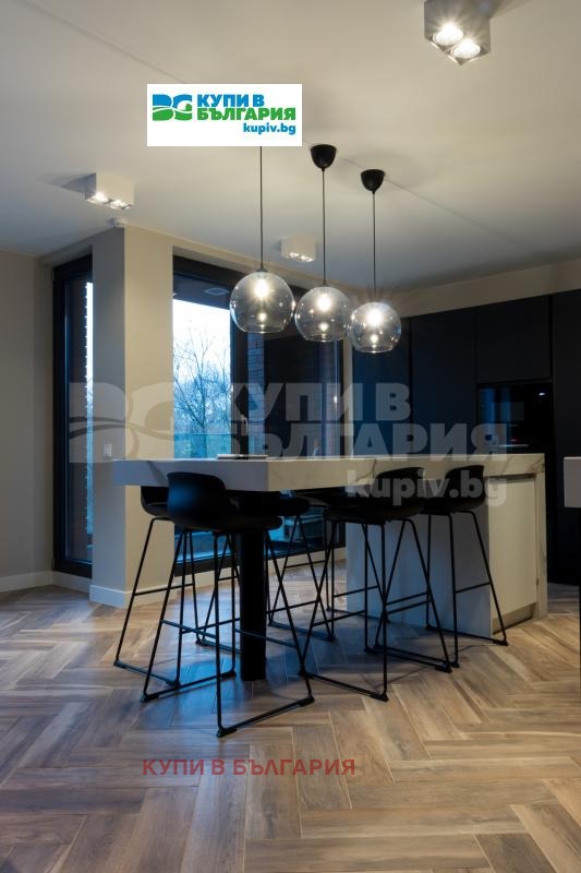 Продава ОФИС, гр. Варна, Център, снимка 9 - Офиси - 56391728
