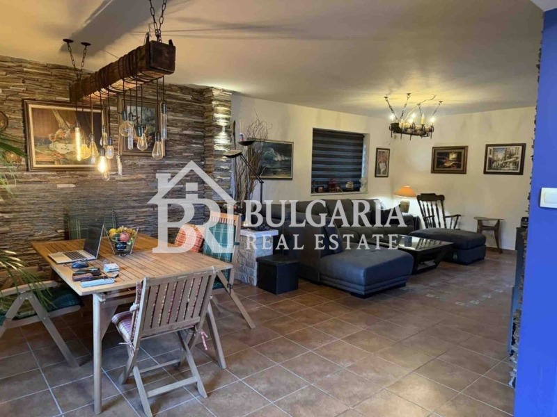 Продава КЪЩА, гр. София, с. Панчарево, снимка 16 - Къщи - 52556806