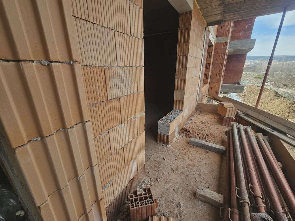 Продава 3-СТАЕН, гр. Кърджали, Център, снимка 3 - Апартаменти - 53778166