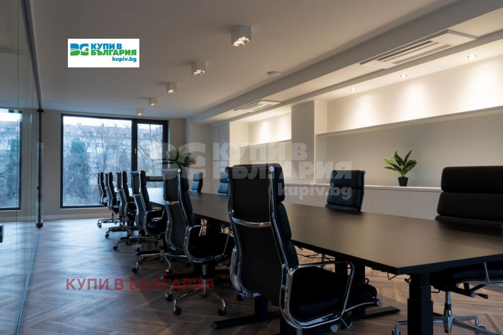 Продава  Офис град Варна , Център , 357 кв.м | 48388026