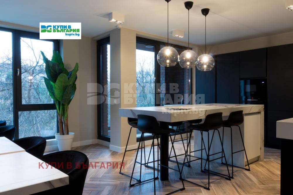 Продава ОФИС, гр. Варна, Център, снимка 4 - Офиси - 56391728
