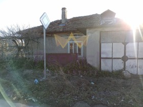 Продажба на имоти в гр. Тервел, област Добрич - изображение 4 