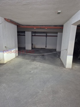 ГАРАЖ, ПАРКОМЯСТО, 23 m2