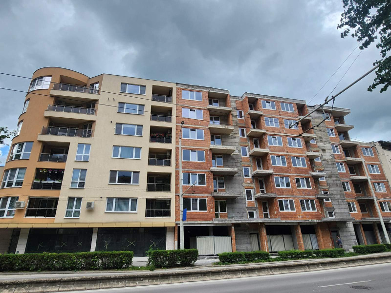 Na prodej  1 ložnice Ruse , Centar , 76 m2 | 98642545 - obraz [2]