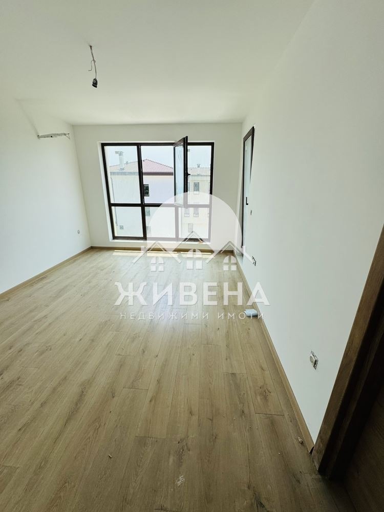 Продава  2-стаен, град Варна, Бриз •  175 000 EUR • ID 88833196 — holmes.bg - [1] 