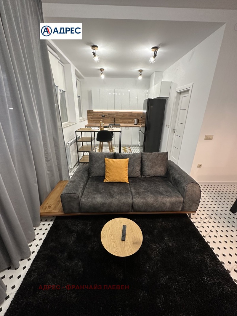 Продава 3-СТАЕН, гр. Плевен, Идеален център, снимка 3 - Апартаменти - 53016474