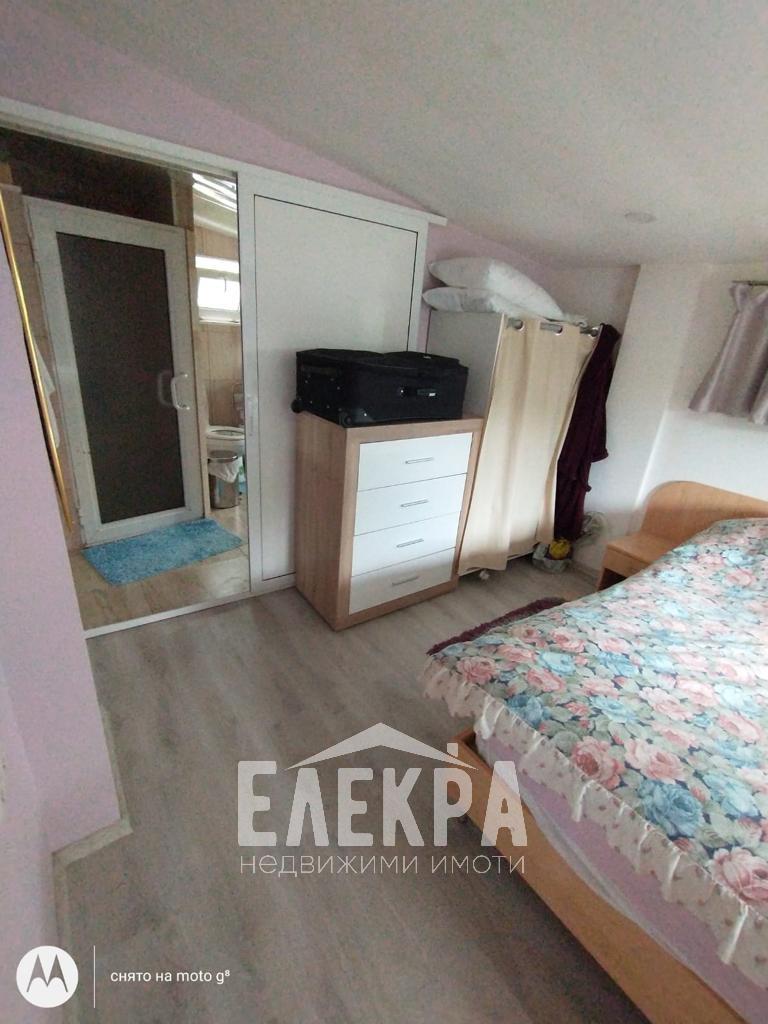 Продава КЪЩА, с. Топола, област Добрич, снимка 10 - Къщи - 47359798