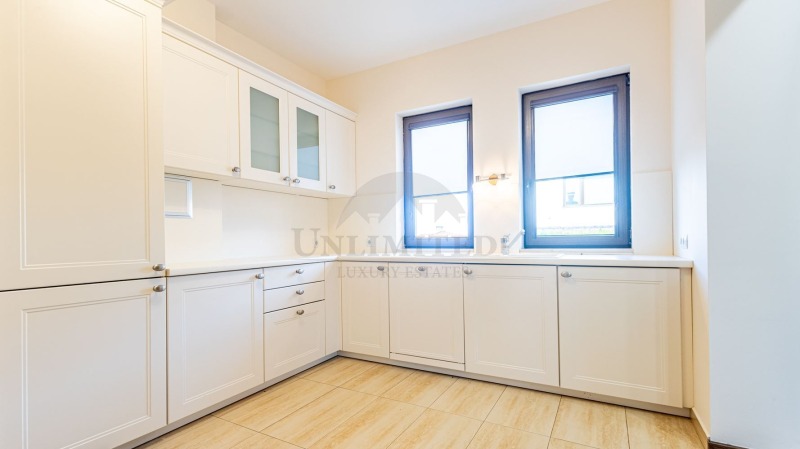 Till salu  Hus Sofia , Bistrica , 535 kvm | 98593011 - bild [8]