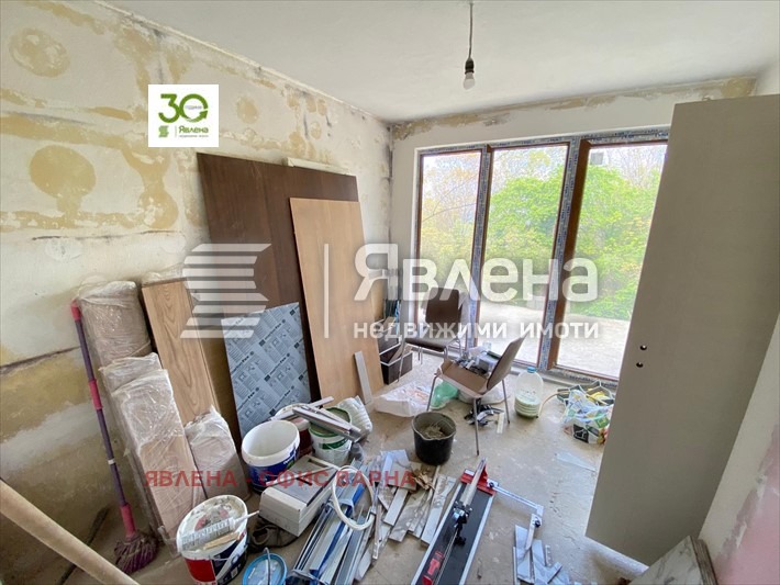 Продава КЪЩА, гр. Варна, м-т Прибой, снимка 7 - Къщи - 48106378