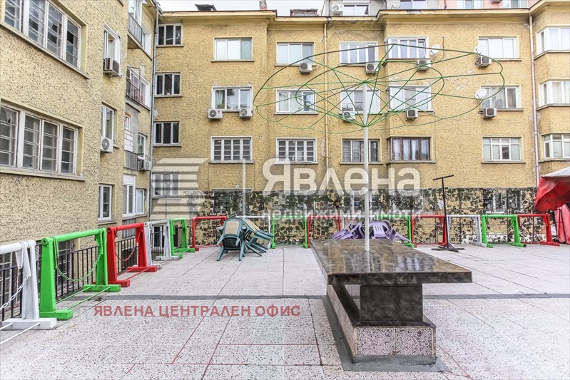 Продава ОФИС, гр. София, Център