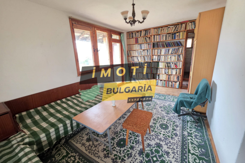 Продава КЪЩА, с. Крайно село, област Кърджали, снимка 8 - Къщи - 53330477