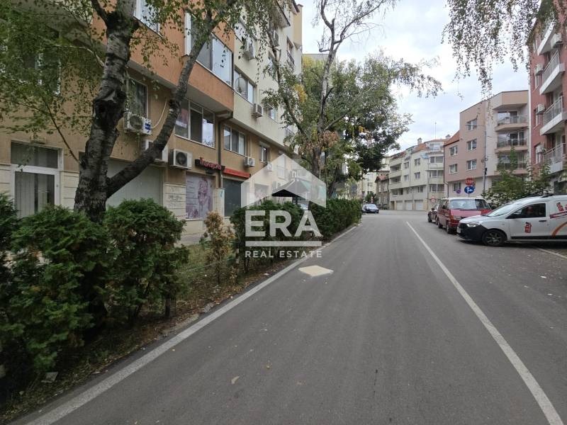 Продава ГАРАЖ, ПАРКОМЯСТО, гр. Русе, Център, снимка 8 - Гаражи и паркоместа - 52605023