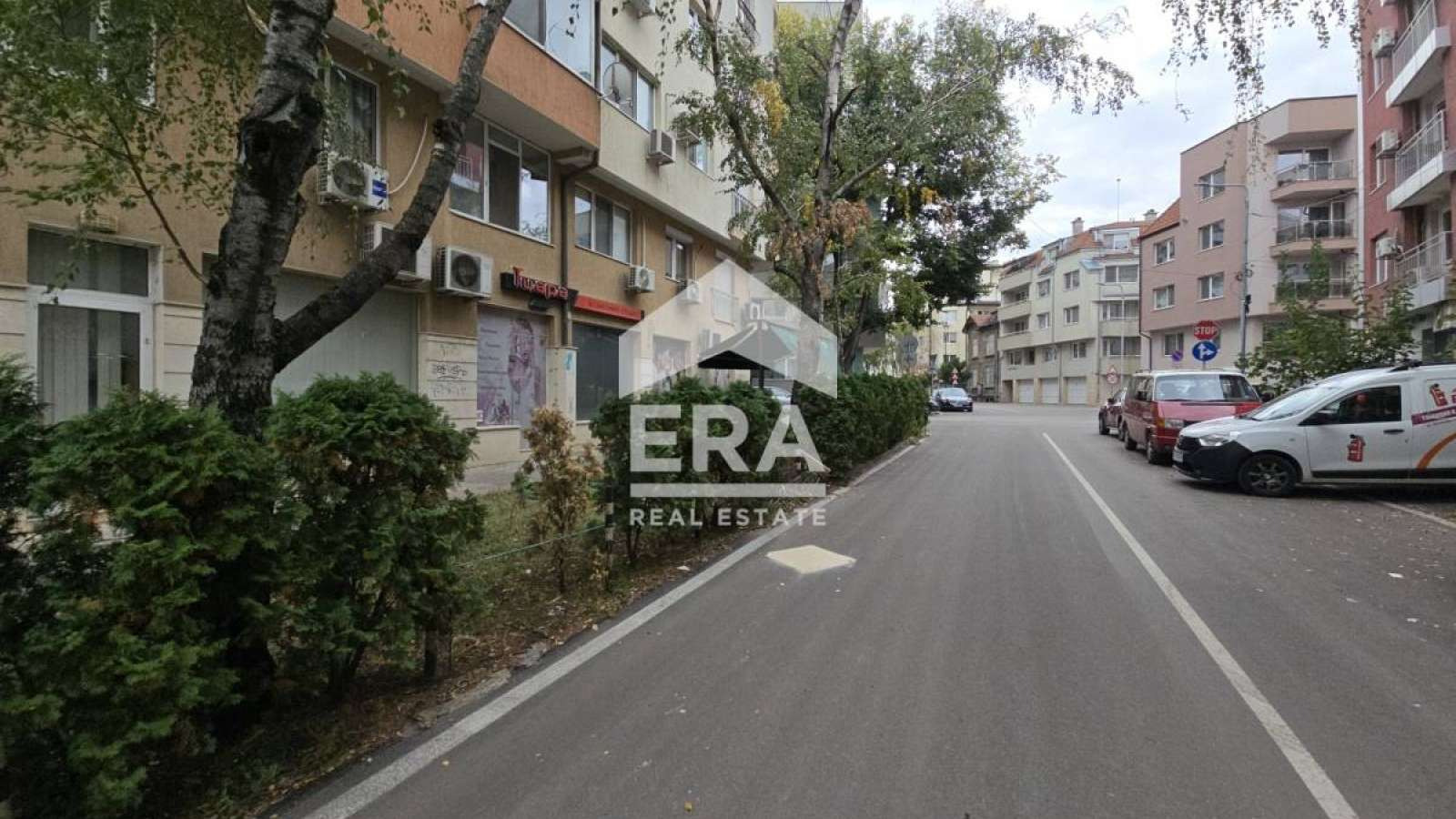 Продава ГАРАЖ, ПАРКОМЯСТО, гр. Русе, Център, снимка 2 - Гаражи и паркоместа - 52605023