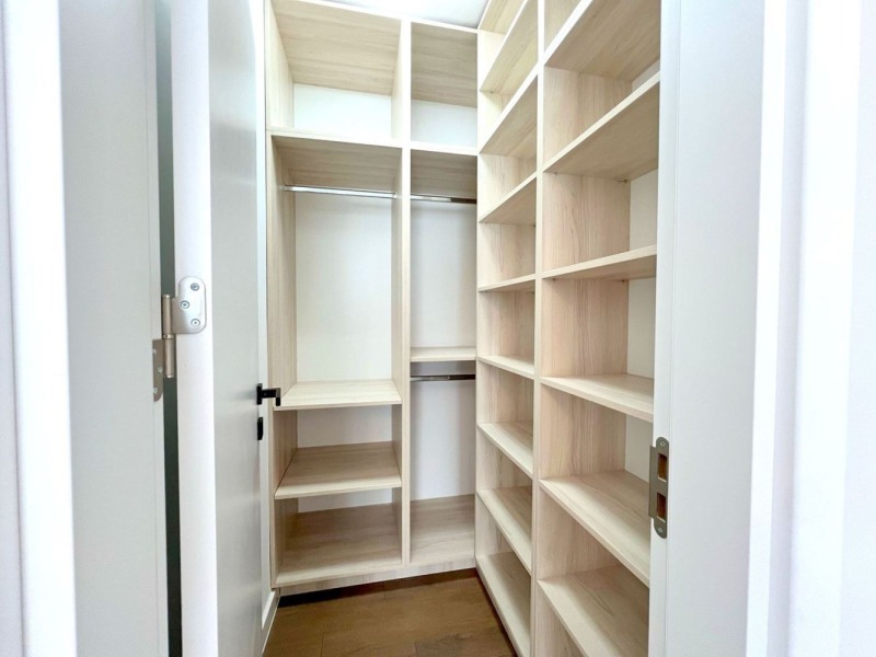 De vânzare  2 dormitoare Sofia , Crâstova vada , 107 mp | 89099291 - imagine [7]