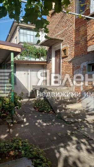 Продава ЕТАЖ ОТ КЪЩА, гр. Сопот, област Пловдив, снимка 5 - Етаж от къща - 55697498